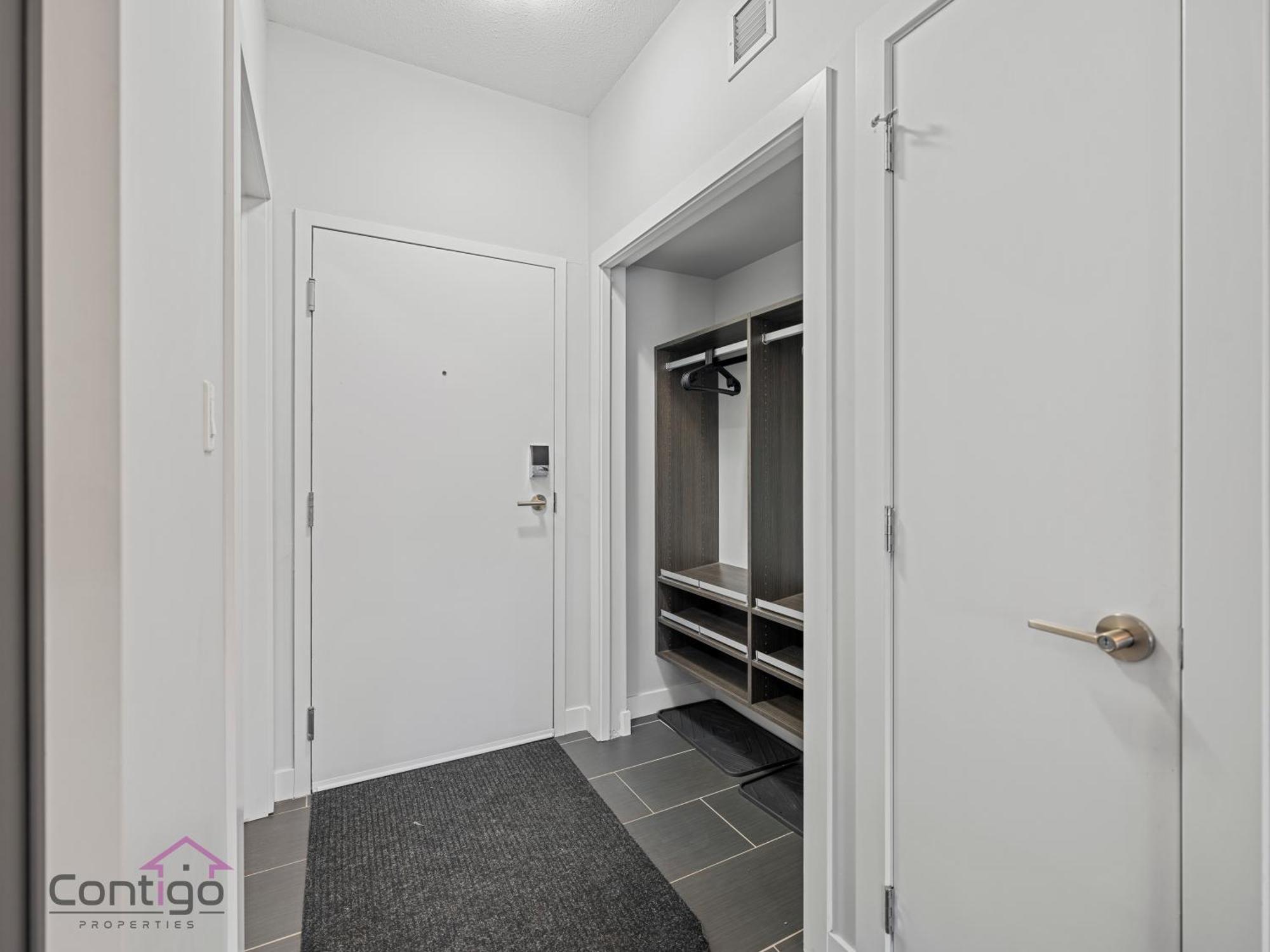 Studio Loft, 2 Bd, Ug Parking, 5 Min To Rogers! إيدمونتون المظهر الخارجي الصورة