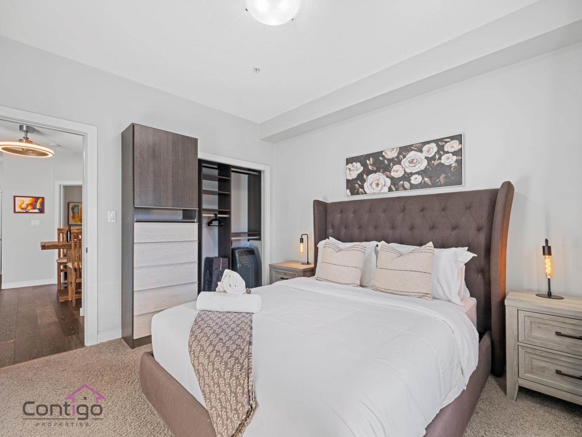 Studio Loft, 2 Bd, Ug Parking, 5 Min To Rogers! إيدمونتون المظهر الخارجي الصورة