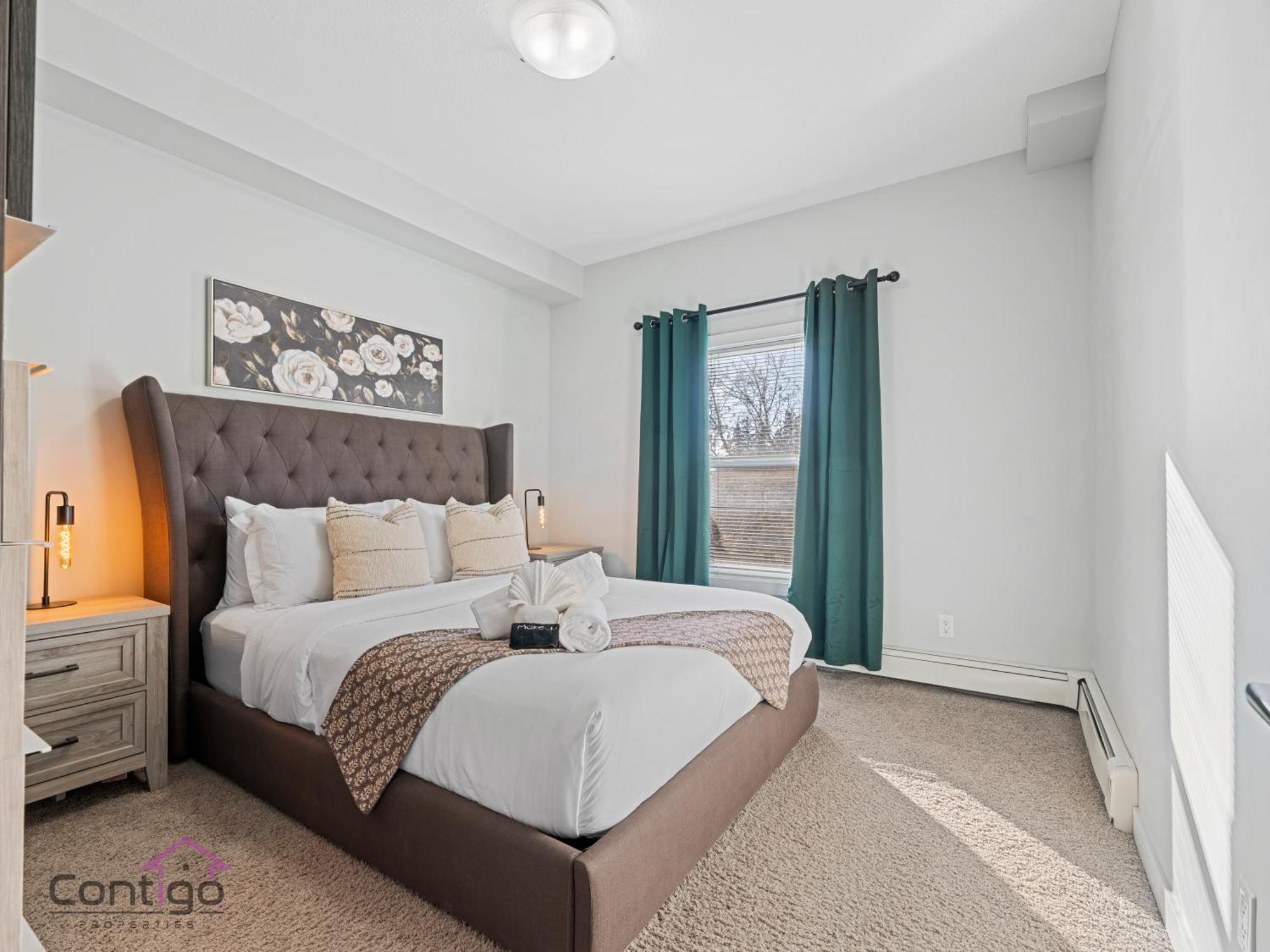 Studio Loft, 2 Bd, Ug Parking, 5 Min To Rogers! إيدمونتون المظهر الخارجي الصورة