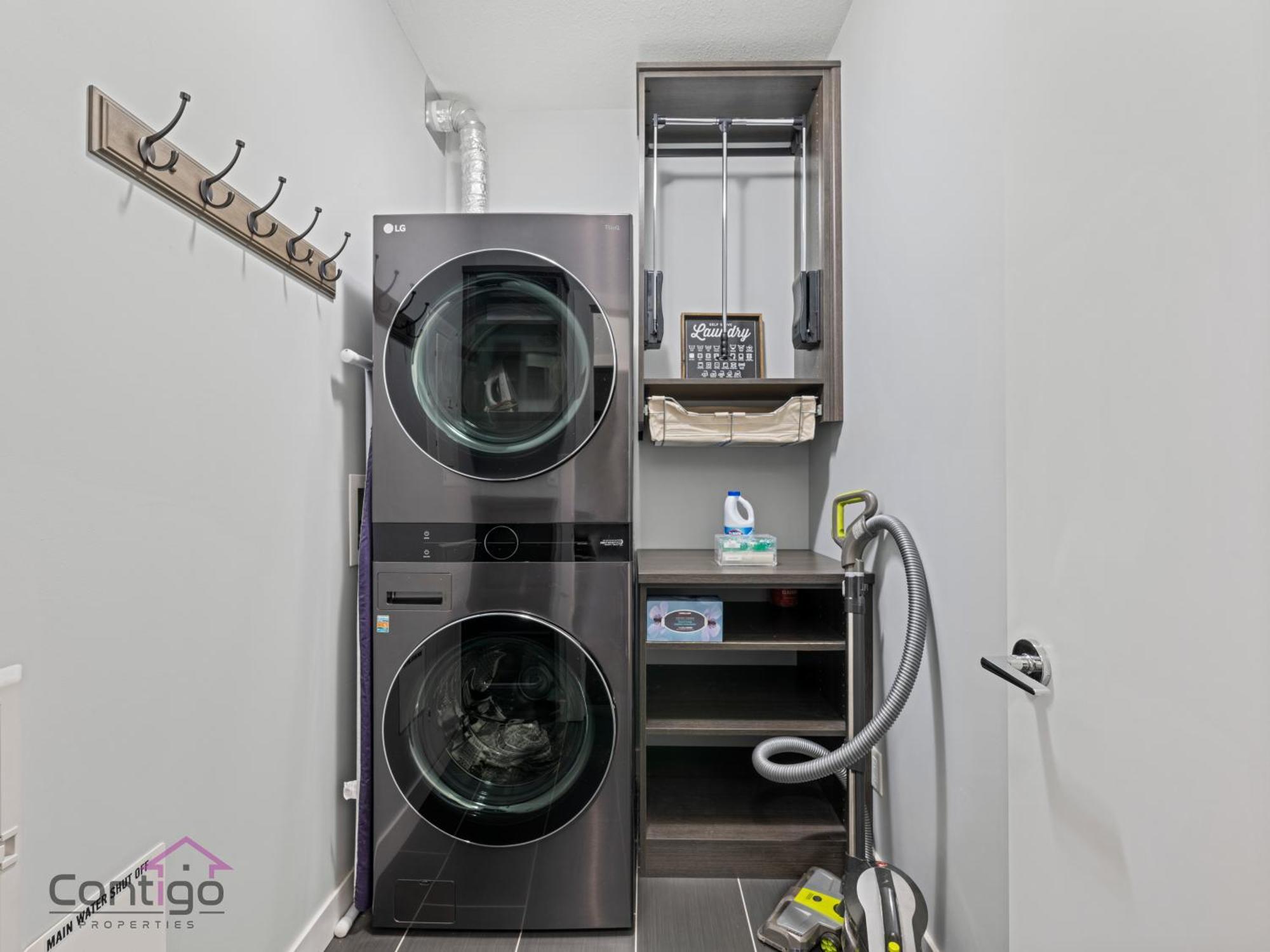 Studio Loft, 2 Bd, Ug Parking, 5 Min To Rogers! إيدمونتون المظهر الخارجي الصورة