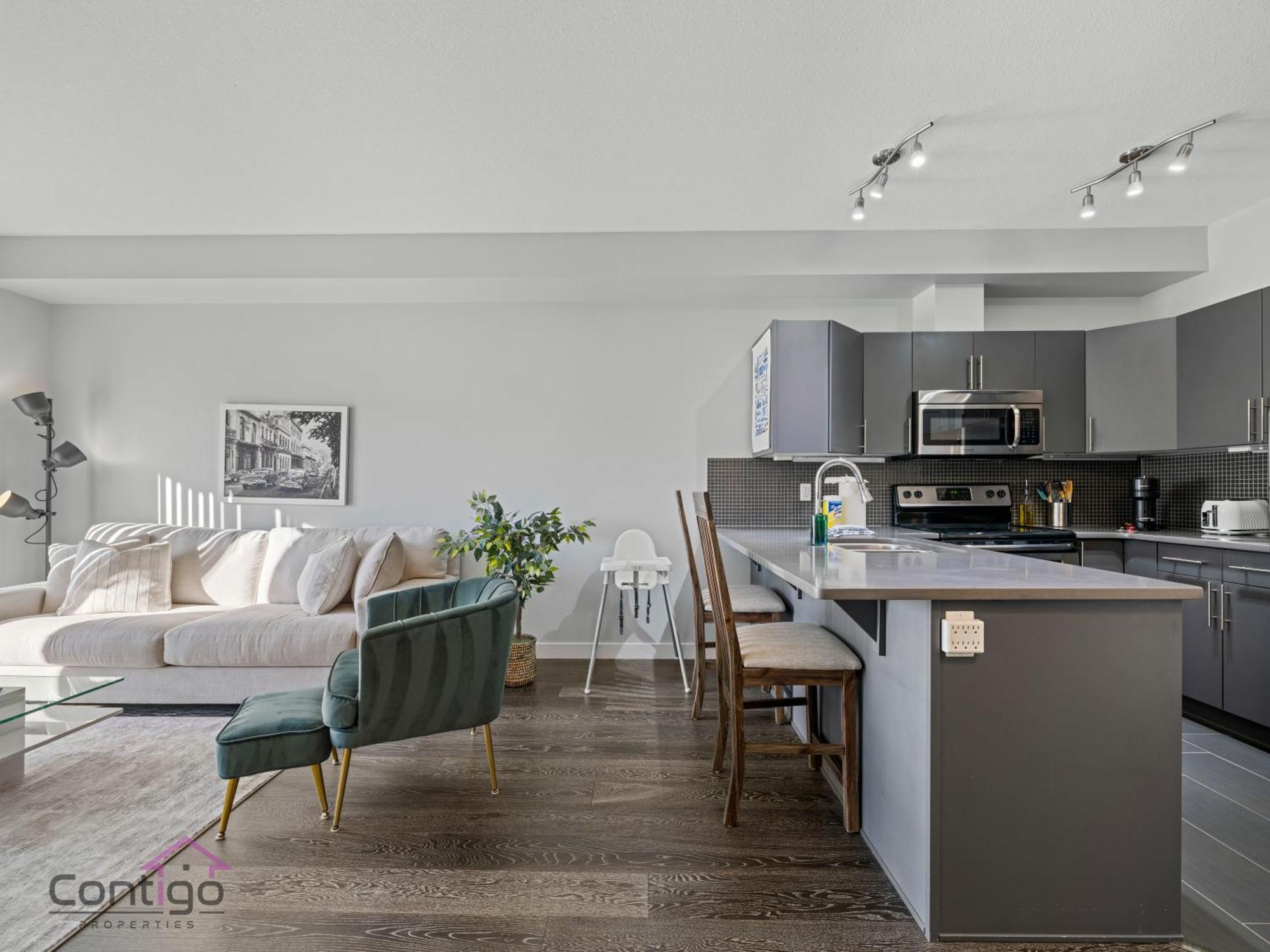 Studio Loft, 2 Bd, Ug Parking, 5 Min To Rogers! إيدمونتون المظهر الخارجي الصورة